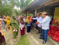 Peduli Korban Bencana Alam, Pasangan “IRIS” Gerak Cepat Beri Bantuan Sembako