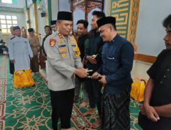 Safari Ramdhan, Kapolres Pohuwato Serahkan Bantuan Sembako Kepada 7 Eks Napiter