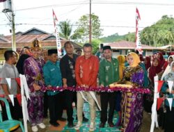 Wabup Lahmudin Resmikan Gedung Posyandu Desa Ayuhulalo