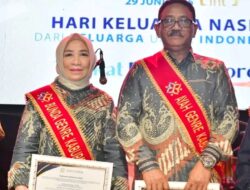 Rum Pagau Dan Hartati Moha Dikukuhkan Menjadi Ayah Bunda Generasi Berencana